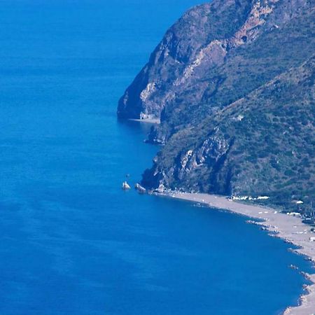 Casa Vacanze Monte Giove Villa ปัตตี ภายนอก รูปภาพ
