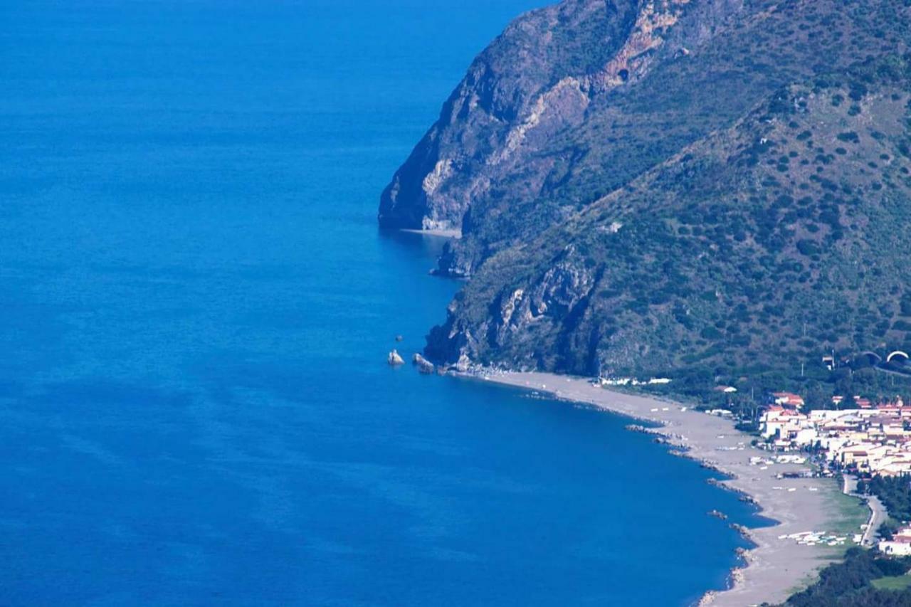 Casa Vacanze Monte Giove Villa ปัตตี ภายนอก รูปภาพ
