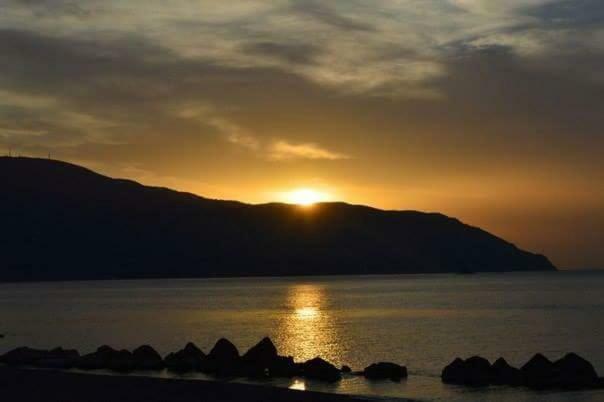Casa Vacanze Monte Giove Villa ปัตตี ภายนอก รูปภาพ